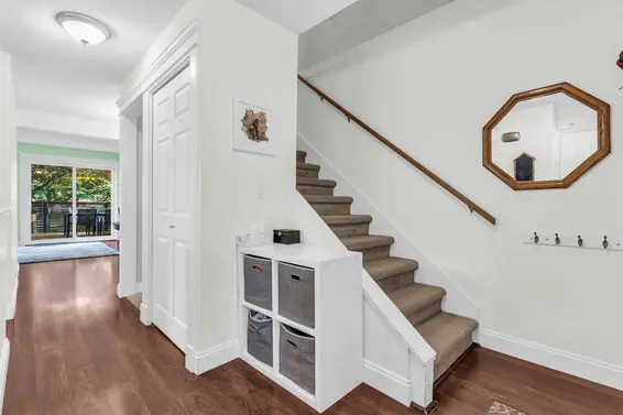 39 1910 Cedar Village Crescent, North Vancouver For Sale - image 15