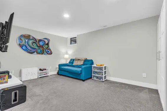 39 1910 Cedar Village Crescent, North Vancouver For Sale - image 27