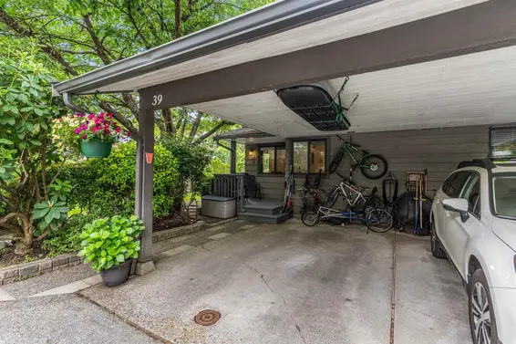 39 1910 Cedar Village Crescent, North Vancouver For Sale - image 35