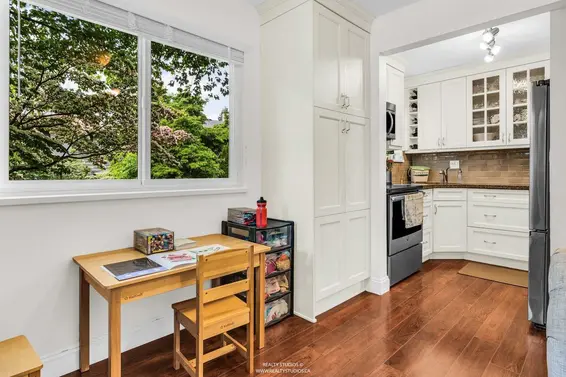 39 1910 Cedar Village Crescent, North Vancouver For Sale - image 9