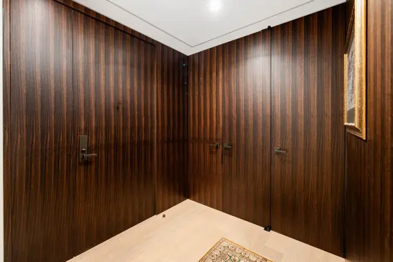 402 1355 Bellevue Avenue, West Vancouver For Sale - image 5