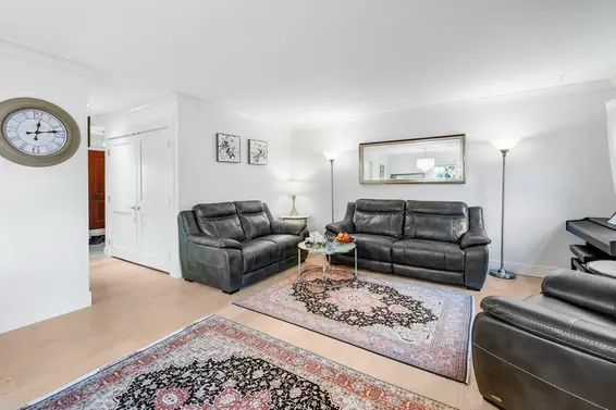 38 889 Tobruck Avenue, North Vancouver For Sale - image 2