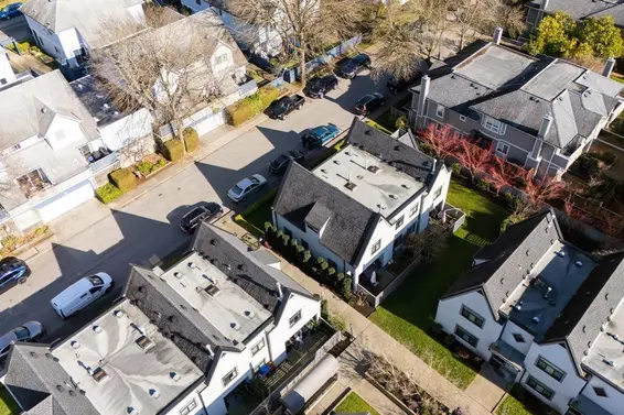 38 889 Tobruck Avenue, North Vancouver For Sale - image 35