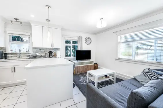 38 889 Tobruck Avenue, North Vancouver For Sale - image 8