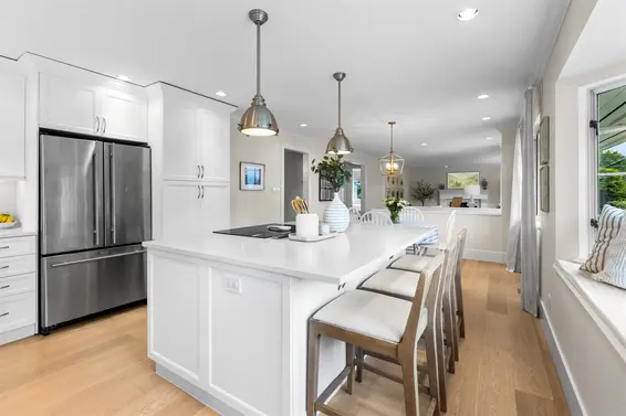 6364 Nelson Avenue, West Vancouver For Sale - image 11