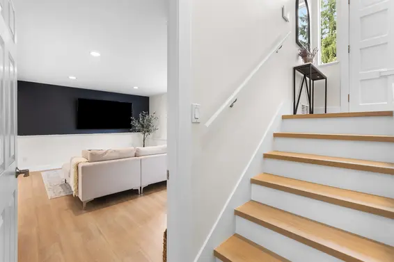 6364 Nelson Avenue, West Vancouver For Sale - image 20