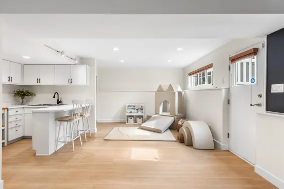 6364 Nelson Avenue, West Vancouver For Sale - image 24