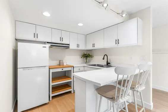 6364 Nelson Avenue, West Vancouver For Sale - image 25