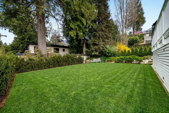 6364 Nelson Avenue, West Vancouver For Sale - image 31