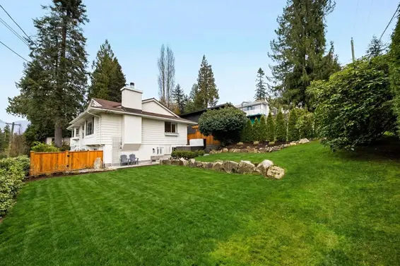 6364 Nelson Avenue, West Vancouver For Sale - image 34