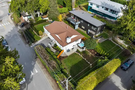 6364 Nelson Avenue, West Vancouver For Sale - image 35