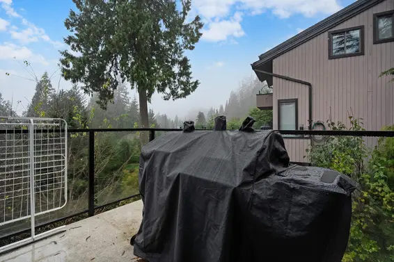 5625 Eagle Court, North Vancouver For Sale - image 11