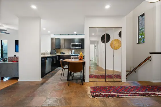 5625 Eagle Court, North Vancouver For Sale - image 12