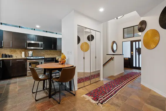 5625 Eagle Court, North Vancouver For Sale - image 13