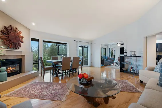 5625 Eagle Court, North Vancouver For Sale - image 4