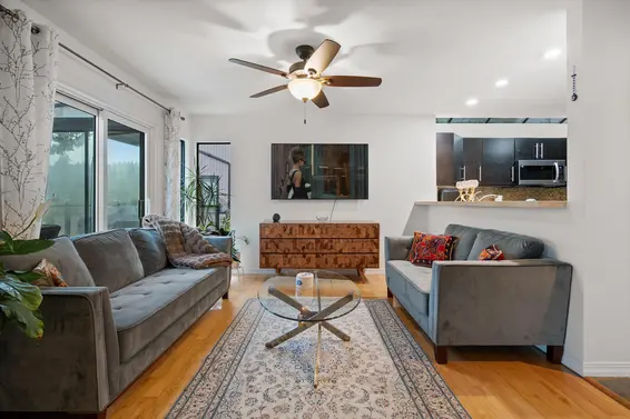 5625 Eagle Court, North Vancouver For Sale - image 8