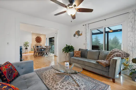 5625 Eagle Court, North Vancouver For Sale - image 9