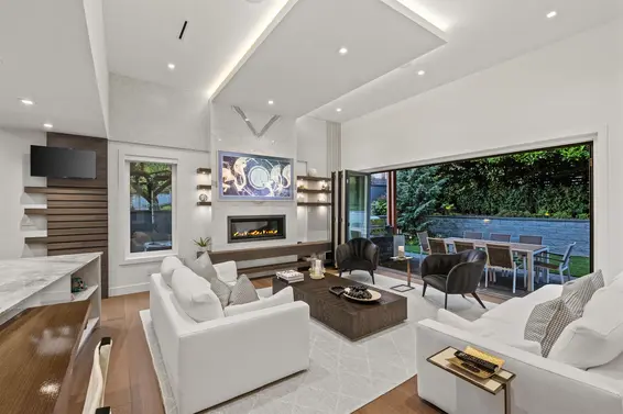 920 Melbourne Avenue, North Vancouver For Sale - image 2