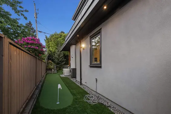 920 Melbourne Avenue, North Vancouver For Sale - image 37