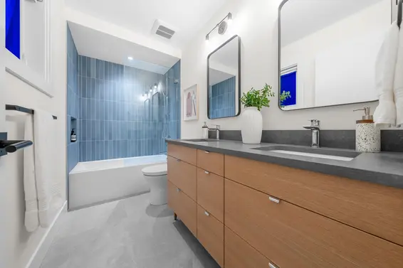 1140 West 17 Street, North Vancouver For Sale - image 29