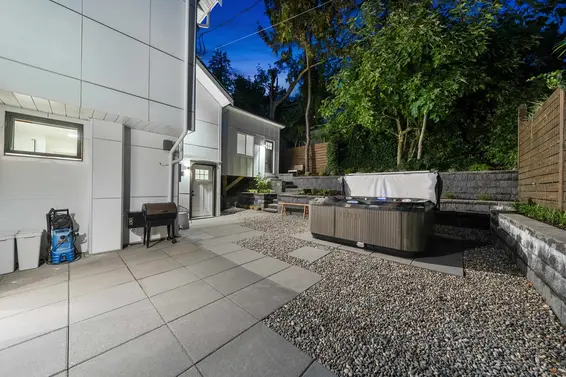 1140 West 17 Street, North Vancouver For Sale - image 34