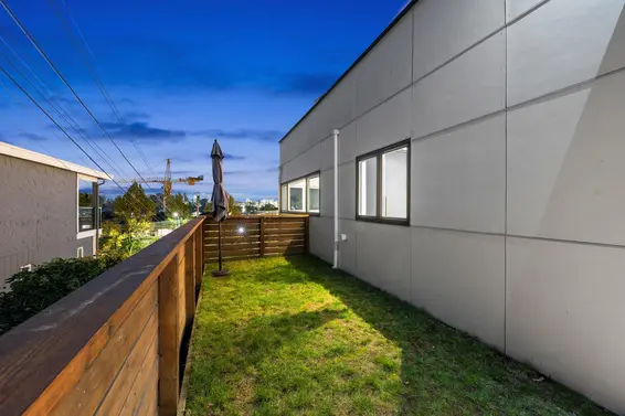 1140 West 17 Street, North Vancouver For Sale - image 36