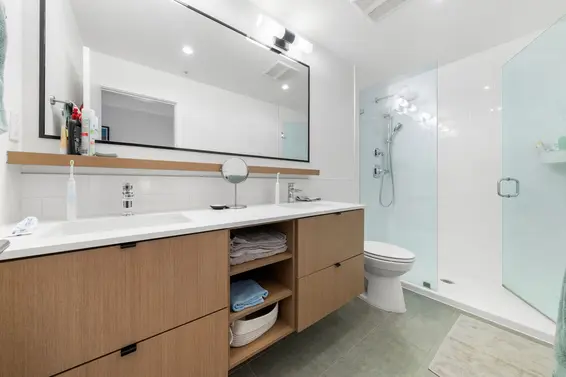 301 3205 Mountain Highway, North Vancouver For Sale - image 21