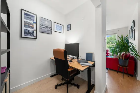 301 3205 Mountain Highway, North Vancouver For Sale - image 25