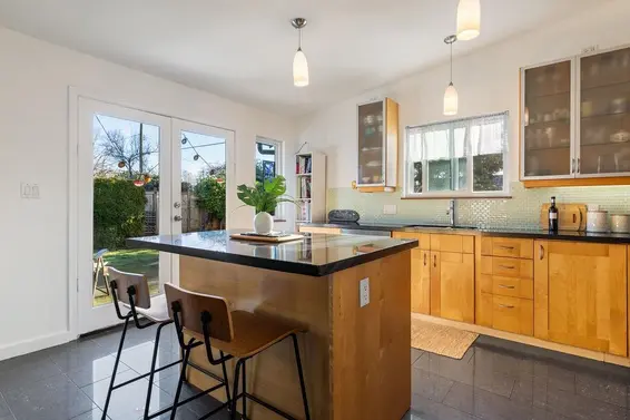 1315 West 15th Street, North Vancouver For Sale - image 12