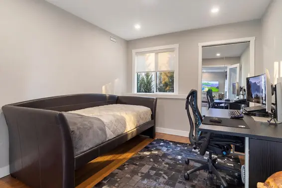 4778 Meadfeild Court, West Vancouver For Sale - image 17