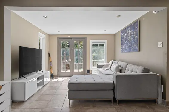 1371 Borthwick Road, North Vancouver For Sale - image 17