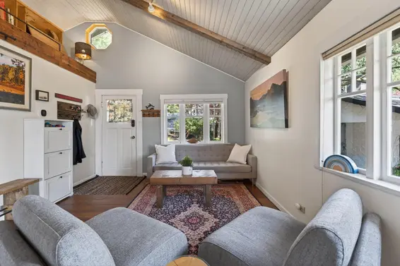 1371 Borthwick Road, North Vancouver For Sale - image 6