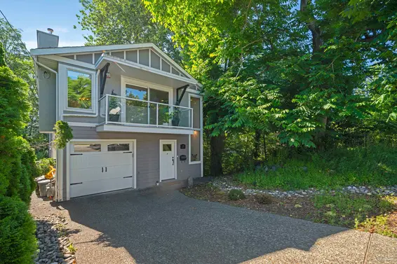 1911 Mahon Avenue, North Vancouver