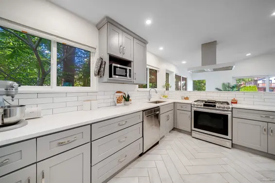 1911 Mahon Avenue, North Vancouver For Sale - image 12