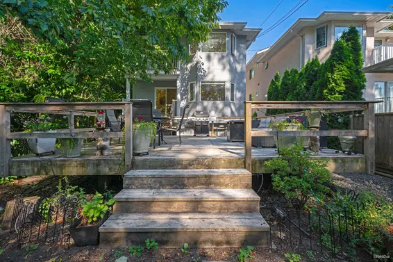1911 Mahon Avenue, North Vancouver For Sale - image 32