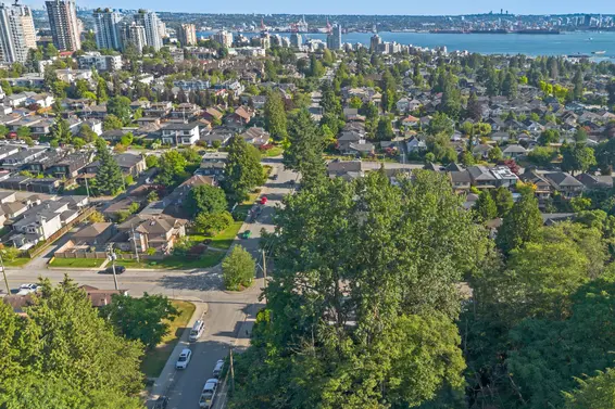 1911 Mahon Avenue, North Vancouver For Sale - image 36
