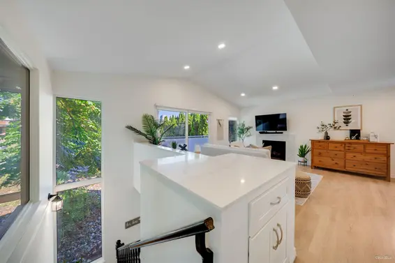 1911 Mahon Avenue, North Vancouver For Sale - image 5