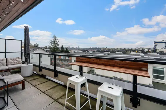 27 533 East 3rd Street, North Vancouver For Sale - image 26