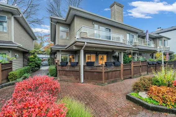 8 815 Tobruck Avenue, North Vancouver For Sale - image 19