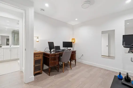 2008 Larson Road, North Vancouver For Sale - image 21