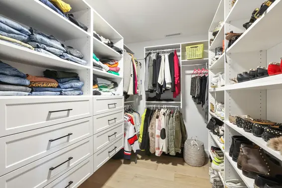 1725 Peters Road, North Vancouver For Sale - image 13