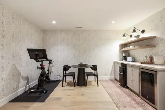 1725 Peters Road, North Vancouver For Sale - image 18