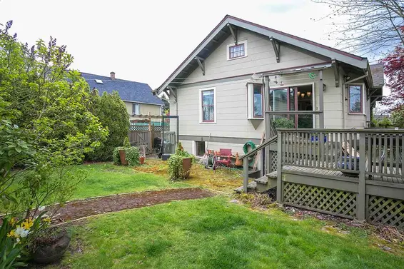 334 East 9Th Street, North Vancouver For Sale - image 1