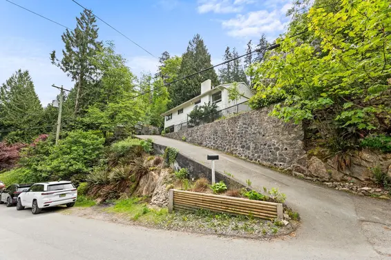 5566 Gallagher Place, West Vancouver For Sale - image 33