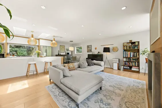 5566 Gallagher Place, West Vancouver For Sale - image 6