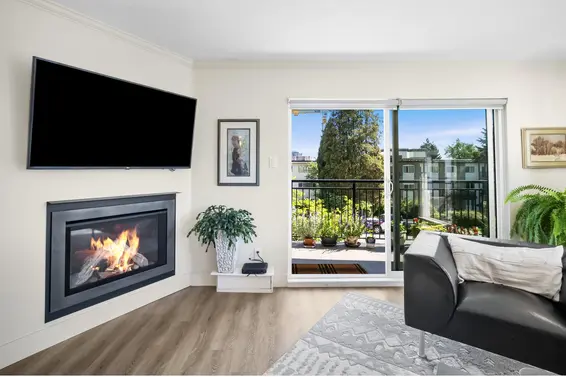 202 134 West 20th Street, North Vancouver For Sale - image 2