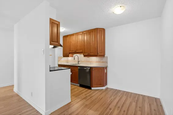 1306 2016 Fullerton Avenue, North Vancouver For Sale - image 2