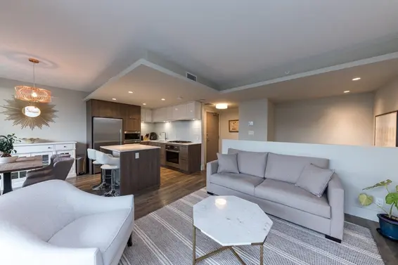608 680 Seylynn Crescent, North Vancouver For Sale - image 2