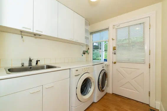 940 King Georges Way, West Vancouver For Sale - image 16