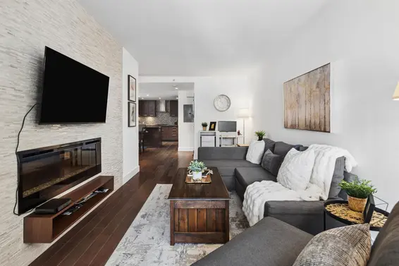 406 210 West 13 Street, North Vancouver